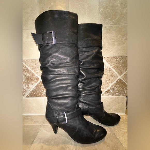 Gianni Bini Women's Black Leather Knee High Boots - Size 6 - Picture 4 of 9